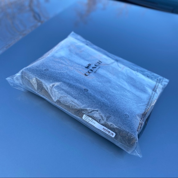 Coach Carryall Pouch - Picture 9 of 9